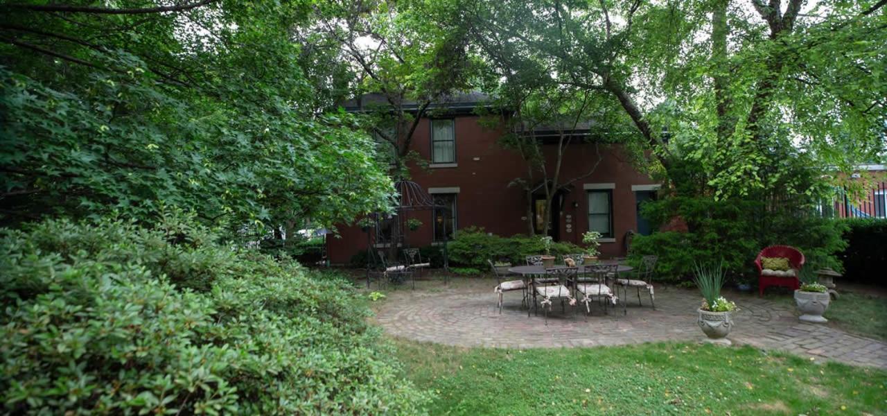 Louisville Bourbon Inn Eksteriør billede